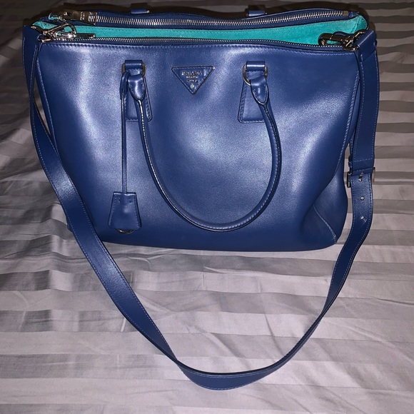 Prada large double crossbody bag - Picture 2 of 4